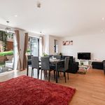 Rent 3 bedroom apartment of 110 m² in London