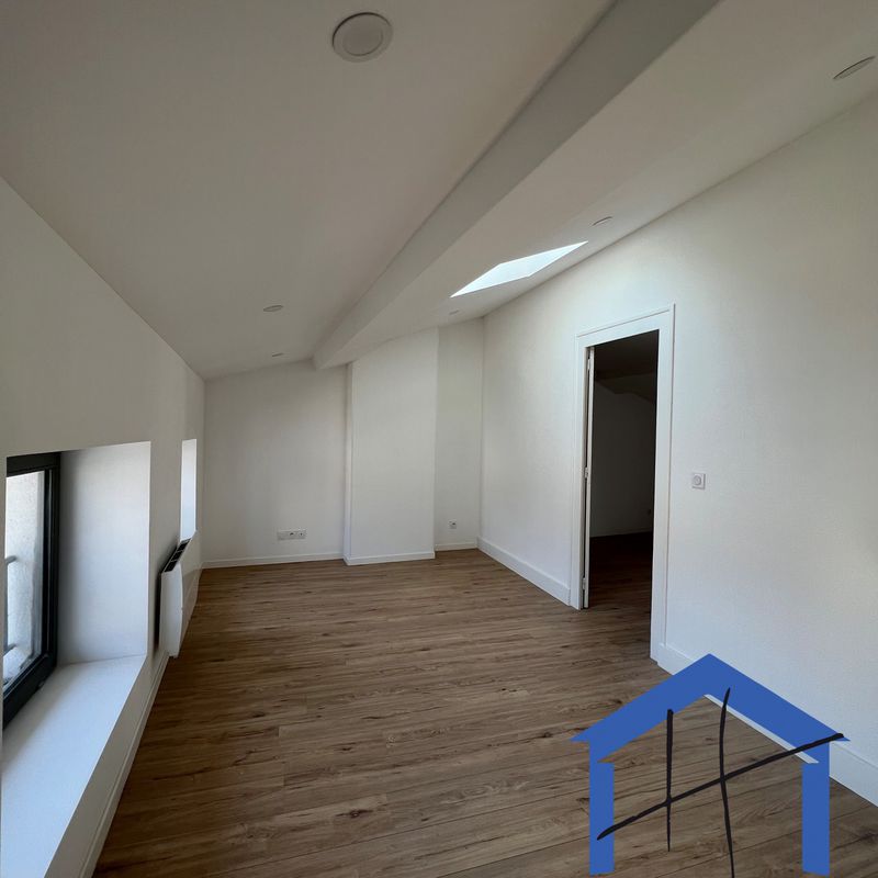 Location SAINT CHAMOND - F1 neuf de 30m² | Cabinet Immobilier Hyvrard