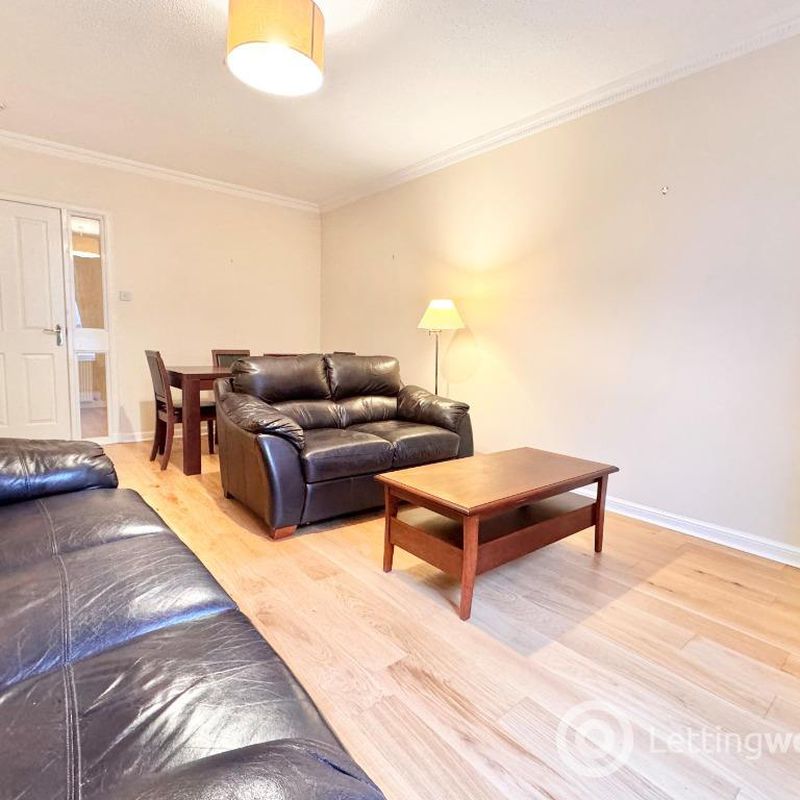 2 Bedroom Flat to Rent at Edinburgh, Inverleith, Stockbridge, England Canonmills