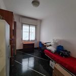 Affitto 5 camera appartamento di 71 m² in Genova