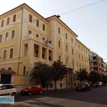 Affitto 6 camera casa di 1800 m² in Roma