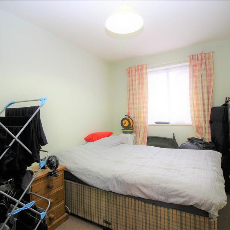 1 bedroom flat to rent Wycombe Marsh