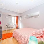 Rent a room of 80 m² in Elx