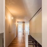 Rent 4 bedroom apartment of 320 m² in Lisboa