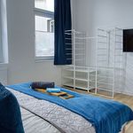 Rent 2 bedroom apartment of 71 m² in Krefeld