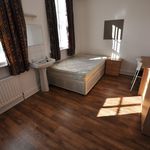 Rent 5 bedroom flat in Newcastle Upon Tyne