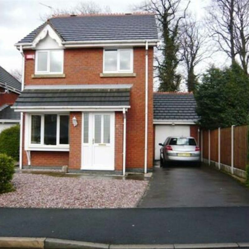 Detached House to rent on Bronington Close Wythenshawe, Greater Mancheste,  M22, United kingdom Northenden