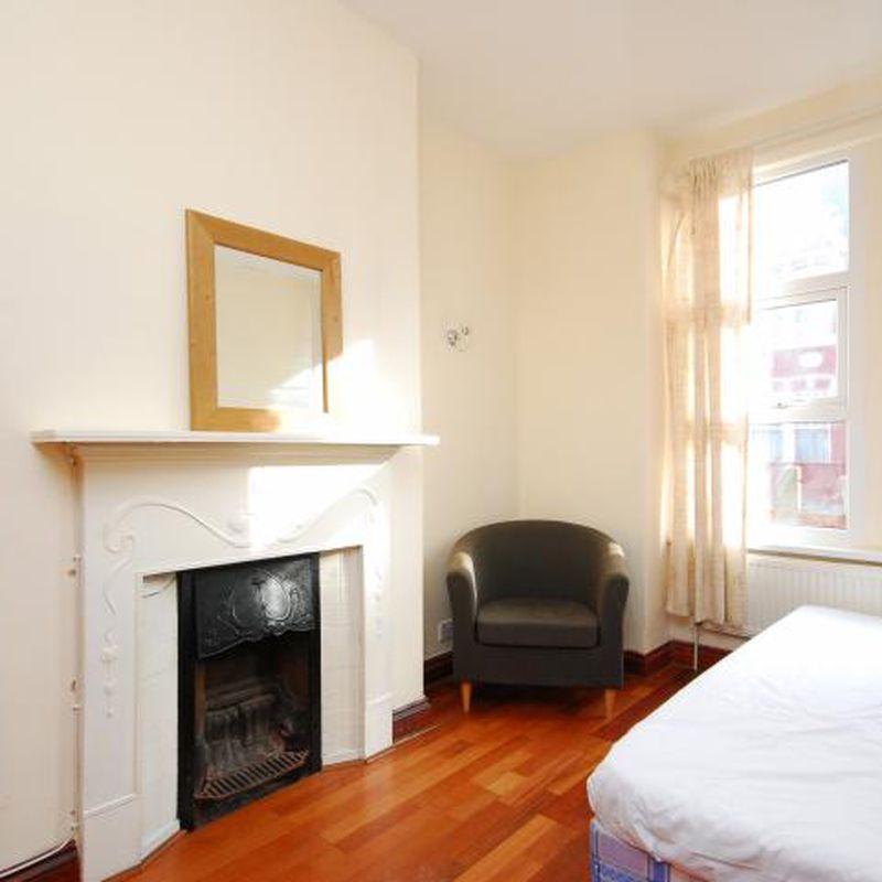 4 Bedroom House for rent in Galloway Road, London Shepherd's Bush