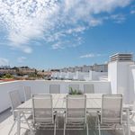 Rent 4 bedroom house of 262 m² in Fuengirola