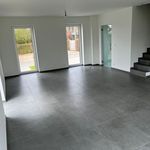 Rent 5 bedroom house of 520 m² in Ecaussinnes