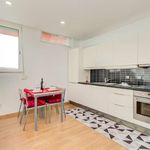 Rent 1 bedroom apartment of 50 m² in Amadora