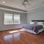 Rent 3 bedroom house of 334 m² in Loudoun