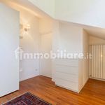 Affitto 5 camera appartamento di 192 m² in Meina