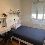 Rent 6 bedroom apartment of 100 m² in Mortagne-sur-Gironde