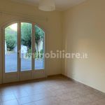 Affitto 3 camera appartamento di 122 m² in Bordighera