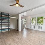 Rent 1 bedroom apartment of 58 m² in Manhattan Beach