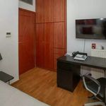 Ενοικίαση 4 υπνοδωμάτιο διαμέρισμα από 215 m² σε Vari