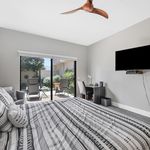 Rent 3 bedroom apartment of 229 m² in La Quinta