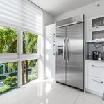 Rent 3 bedroom apartment of 1606 m² in West Palm Beach