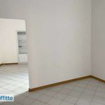 Rent 3 bedroom apartment of 95 m² in Napoli