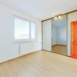 Pronajměte si 3 ložnic/e byt o rozloze 72 m² v Sezemice