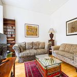 Rent 3 bedroom apartment of 135 m² in Lisboa