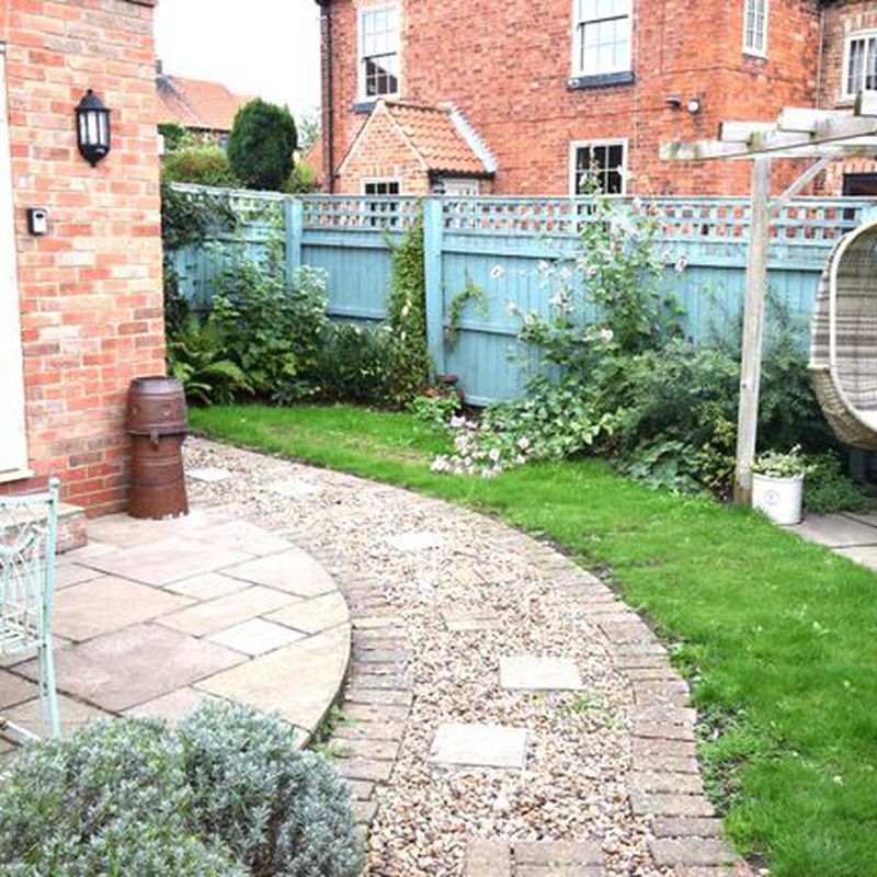 Semi-detached house to rent in Farm Close, Bathley, Newark NG23