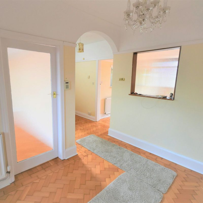 Detached House to rent on Park Avenue Wrexham,  LL12, United kingdom Maes-y-Dre