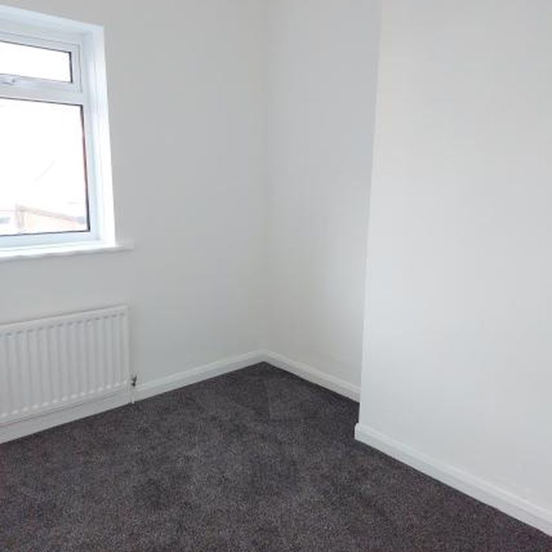 2 bedroom terraced house to rent New Kyo