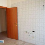 Affitto 3 camera appartamento di 70 m² in Naples