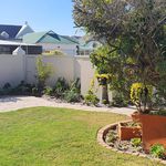 Rent 4 bedroom house in City of Cape Town
