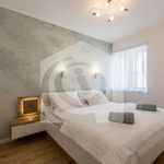 Najam 3 spavaće sobe stan od 120 m² u Split