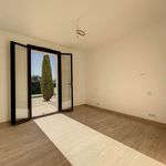 Rent 5 bedroom house of 208 m² in Villeneuve-Loubet