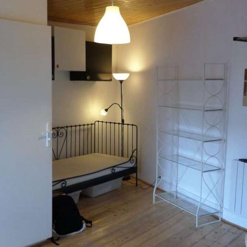 Location appartement 1 pièce 20 m² Saint-Étienne (42000)