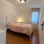 Rent a room of 70 m² in Badalona
