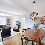 Rent 1 bedroom apartment of 87 m² in New York