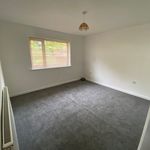 Rent 2 bedroom flat in Warrington