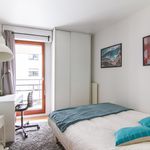 Rent a room of 90 m² in Rueil-Malmaison