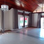 Rent 3 bedroom house of 288 m² in Kingston