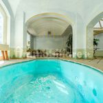 Rent 5 bedroom house of 1000 m² in Pistoia