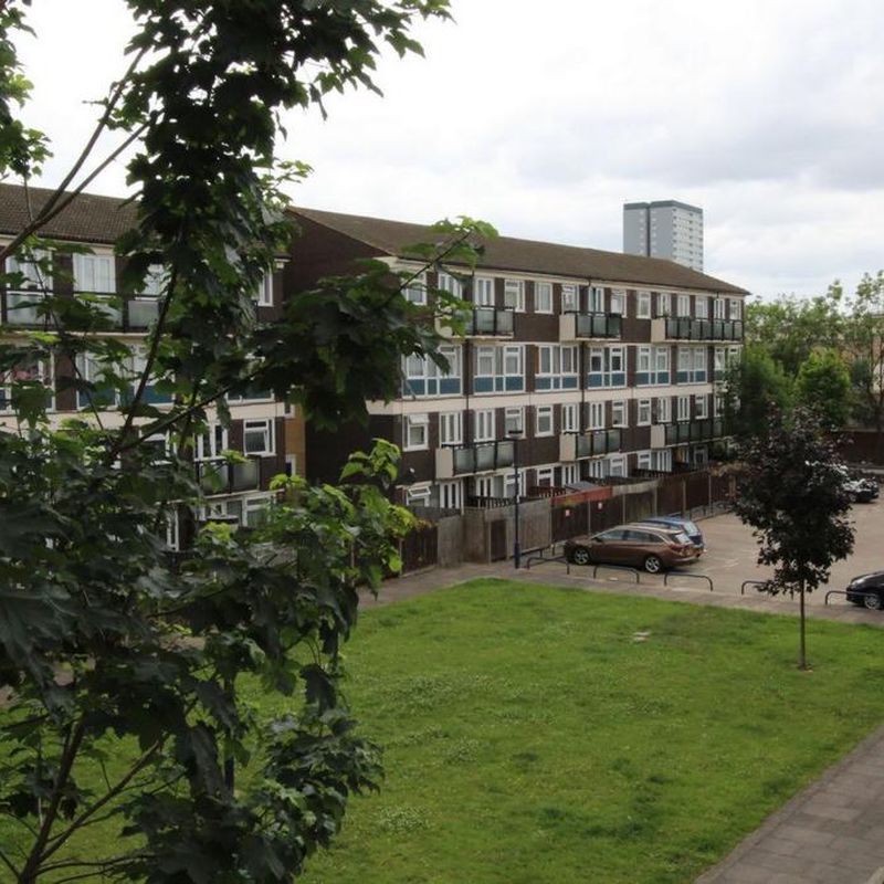 Room in a 5 Bedroom Apartment, Lawrence Cl, London E3 2BQ Bromley