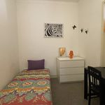 Rent a room of 12 m² in Loures
