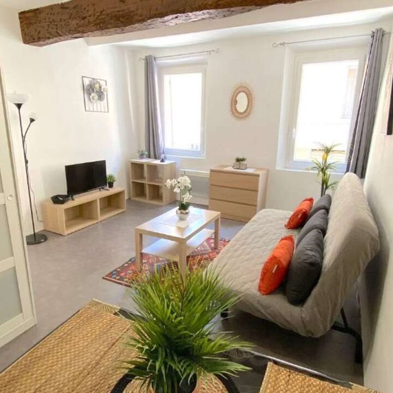 Location appartement 1 pièce 27 m² Toulon (83000)