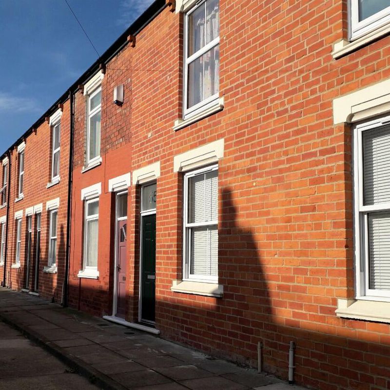 2 bedroom town house for rent in 15 Wentworth Street, Middlesbrough, North Yorkshire, TS1