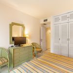 Alquilo 2 dormitorio apartamento de 120 m² en Estepona
