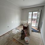 Rent 2 bedroom apartment of 7500 m² in Triandria
