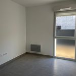 Rent 3 bedroom apartment of 68 m² in Nîmes