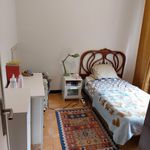 Rent 9 bedroom house in Sevilla