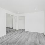 Rent 2 bedroom apartment of 800 m² in Sleepy Hollow