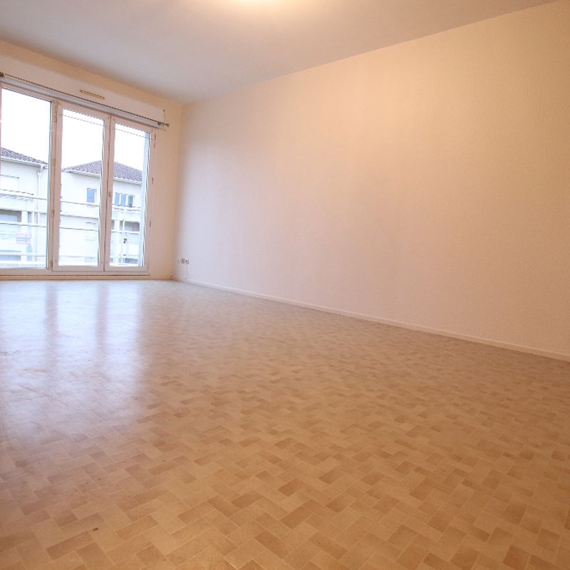 Appartement 1 pièce 32.30 m² en dernier étage Parking à louer à METZ SABLON